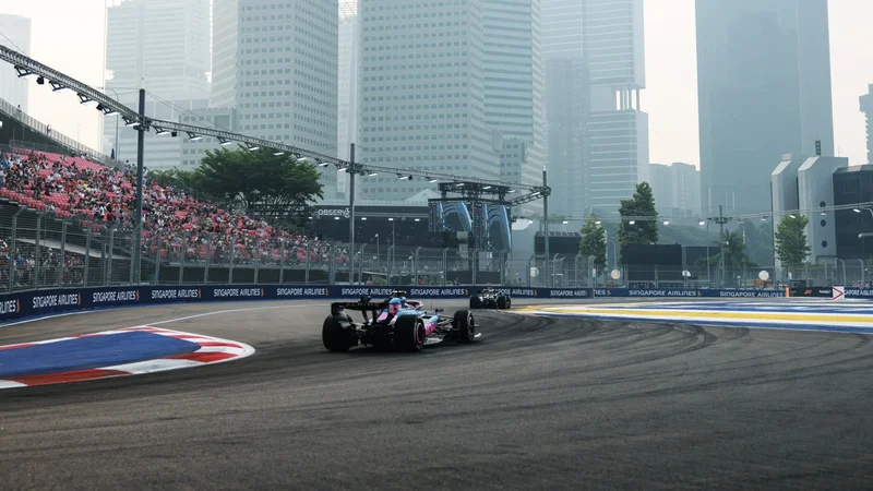 AS IT HAPPENED: FP1 for the Singapore Grand Prix