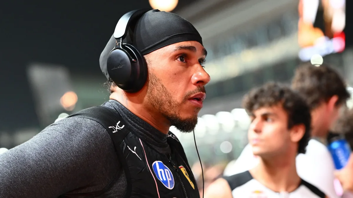 Lewis Hamilton apologises after painful strategy gamble in Singapore