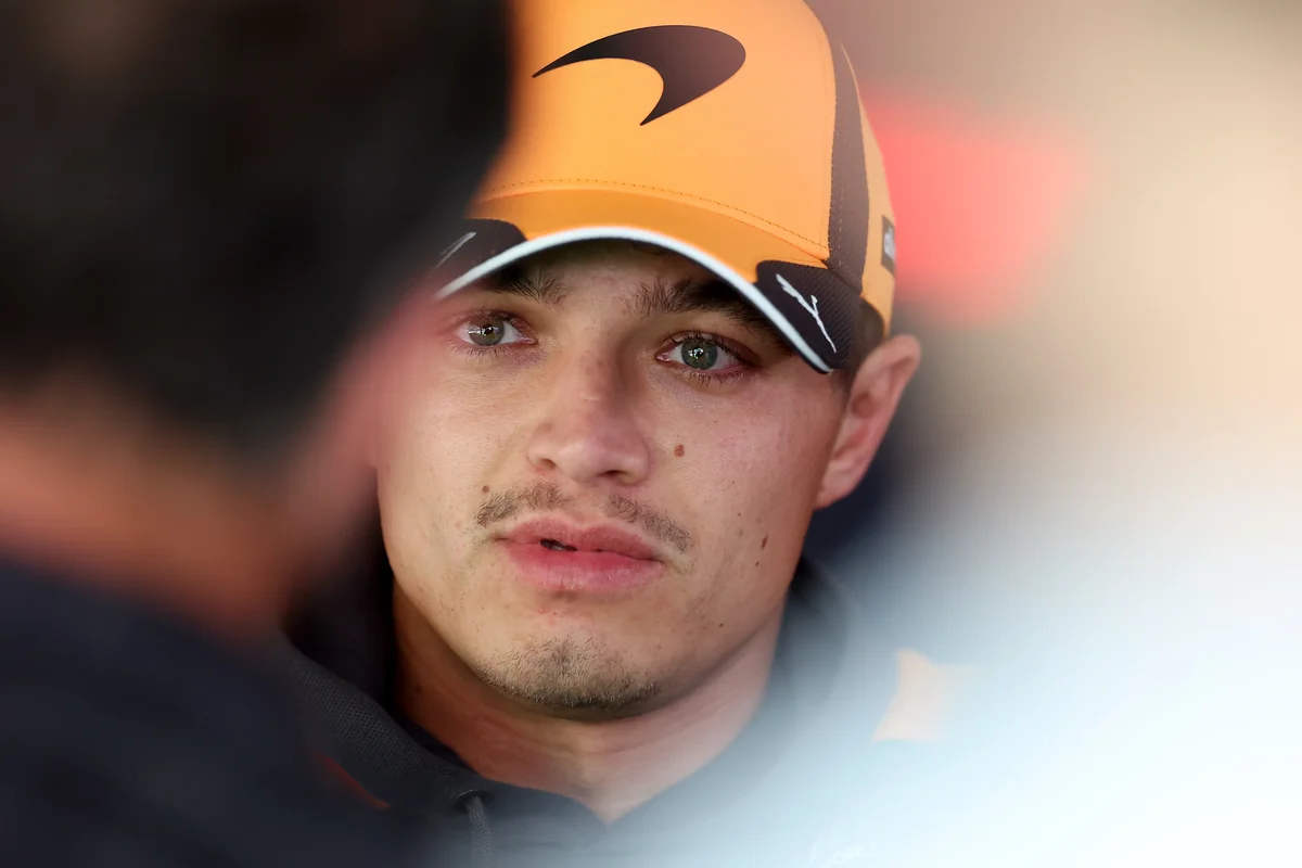 Lando Norris bestätigt, dass McLaren-Fahrer nach Singapur-Kollision frei Rennen bleiben