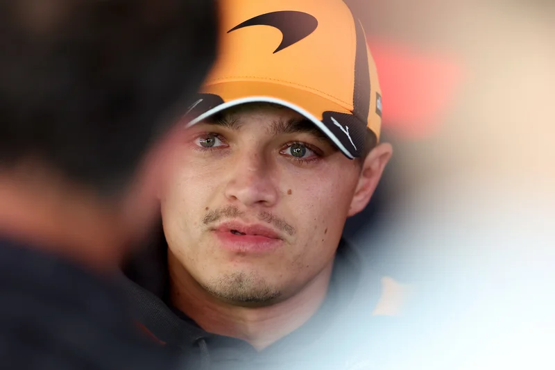 Lando Norris confirma que os pilotos McLaren continuam livres para correr após a colisão em Singapura