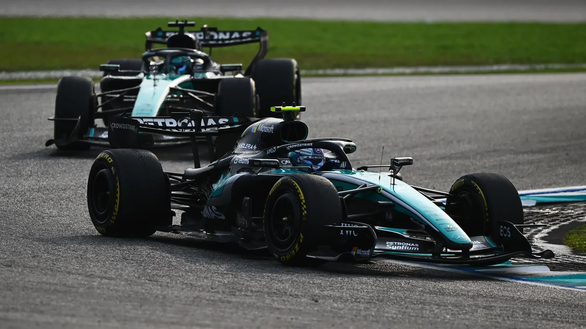 Mercedes splits car specs for Singapore Grand Prix in bold aero gamble