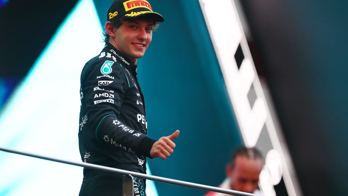 Kimi Antonelli afferma P2 in Malesia come leader del campionato Mercedes