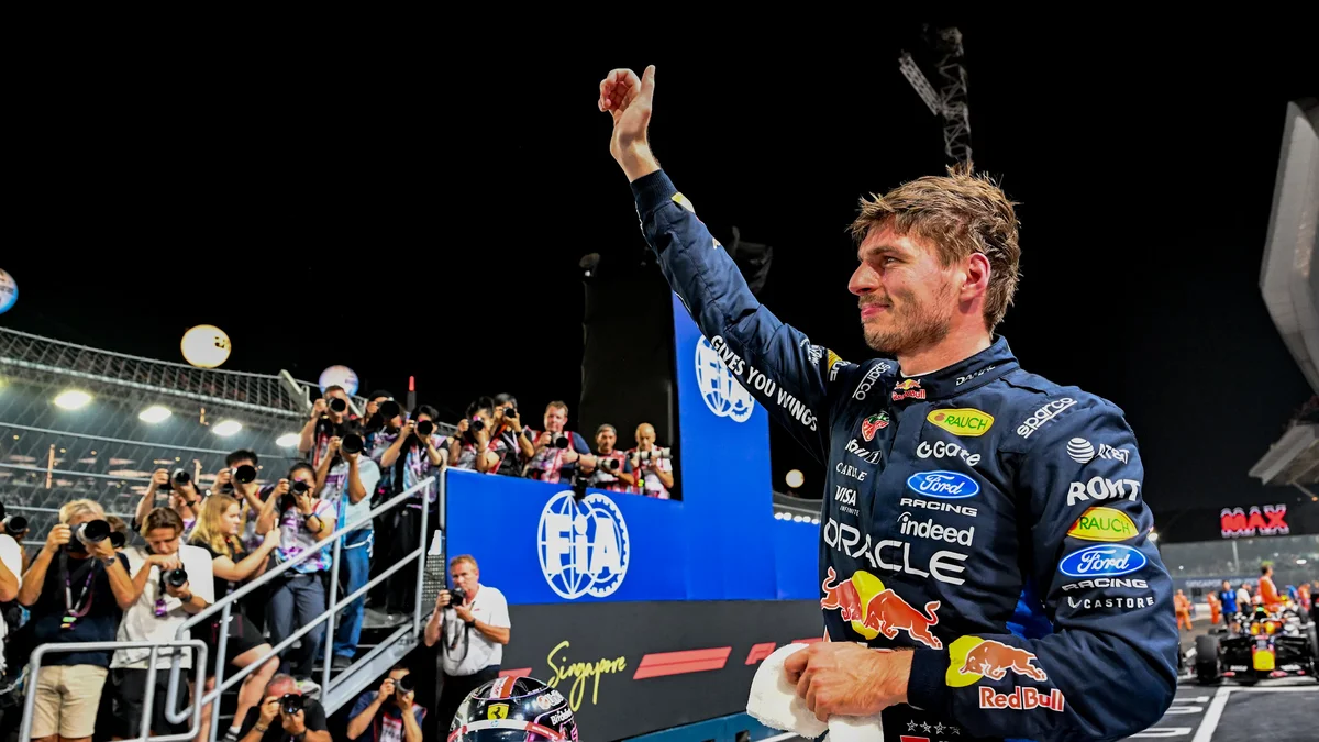 Max Verstappen claims 50th career pole with Singapore Grand Prix masterclass
