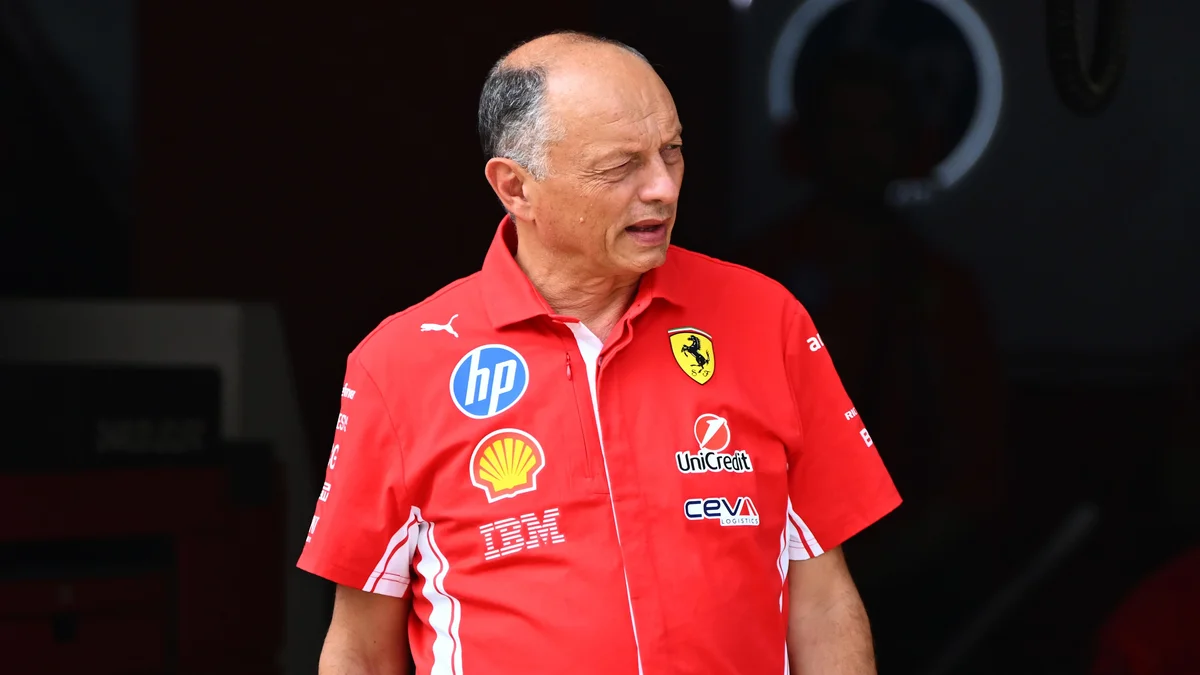 Lewis Hamilton e Charles Leclerc salvano il disastro di Sepang per Ferrari