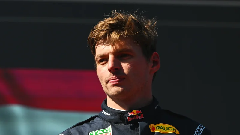 Max Verstappen descompone el enfrentamiento de Lewis Hamilton en el Gran Premio Español
