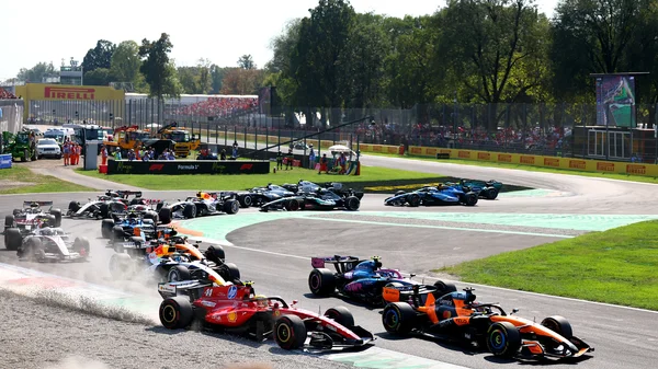 Kimi Antonelli remporte une victoire historique à la maison à Monza comme Mercedes domine