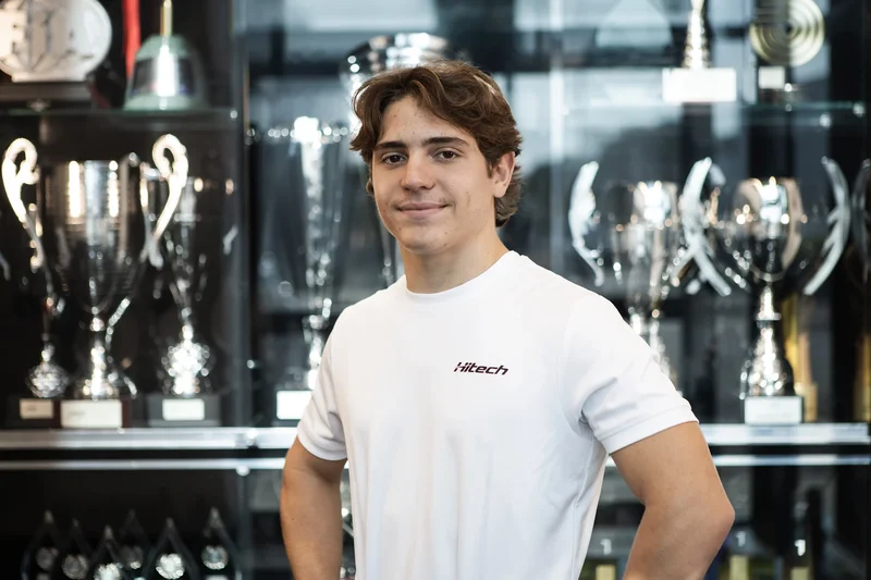Keanu Al Azhari assicura il sedile Hitech per la stagione 2027 FIA Formula 3