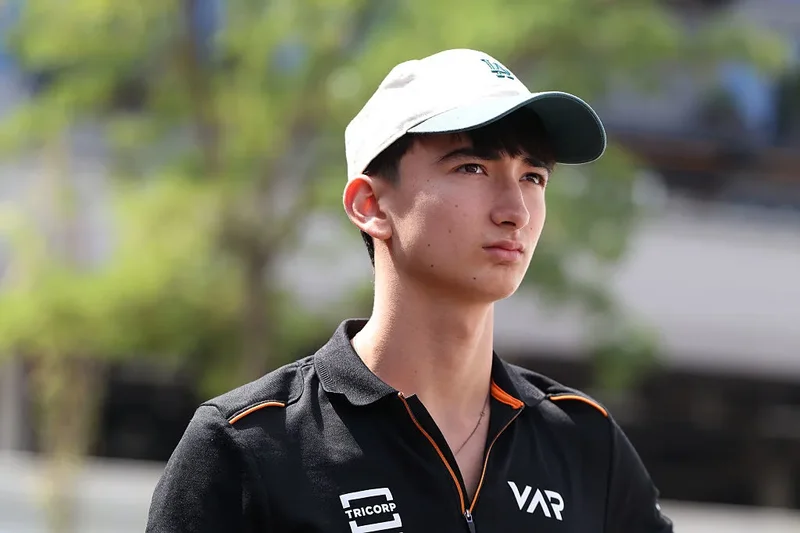 Enzo Deligny rimane con Van Amersfoort Racing per la stagione 2027