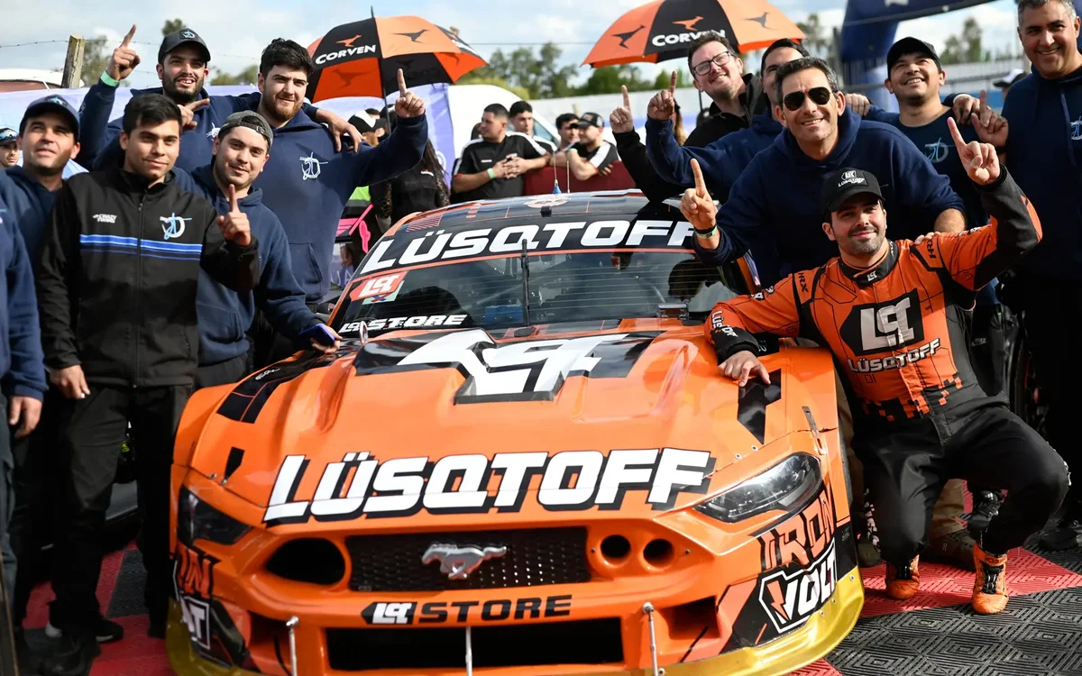 Mauricio Lambiris claims Saturday pole position in Rosario after tight lap