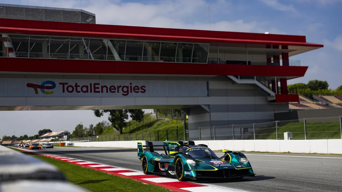 Aston Martin leads Hypercar and McLaren tops LMGT3 in Barcelona free practice 2