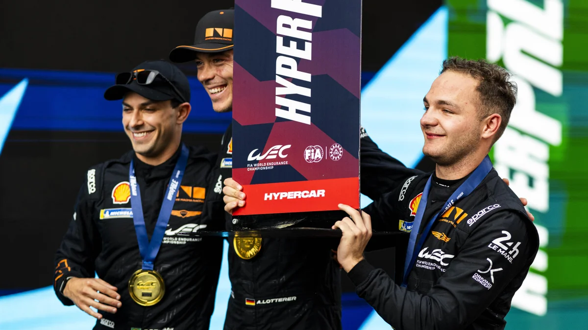 Mathys Jaubert gör historia med fantastisk pol för Genesis Magma Racing i Barcelona