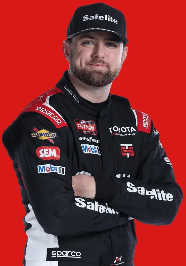 Honeycutt leans on championship-caliber team in Truck Series title pursuit