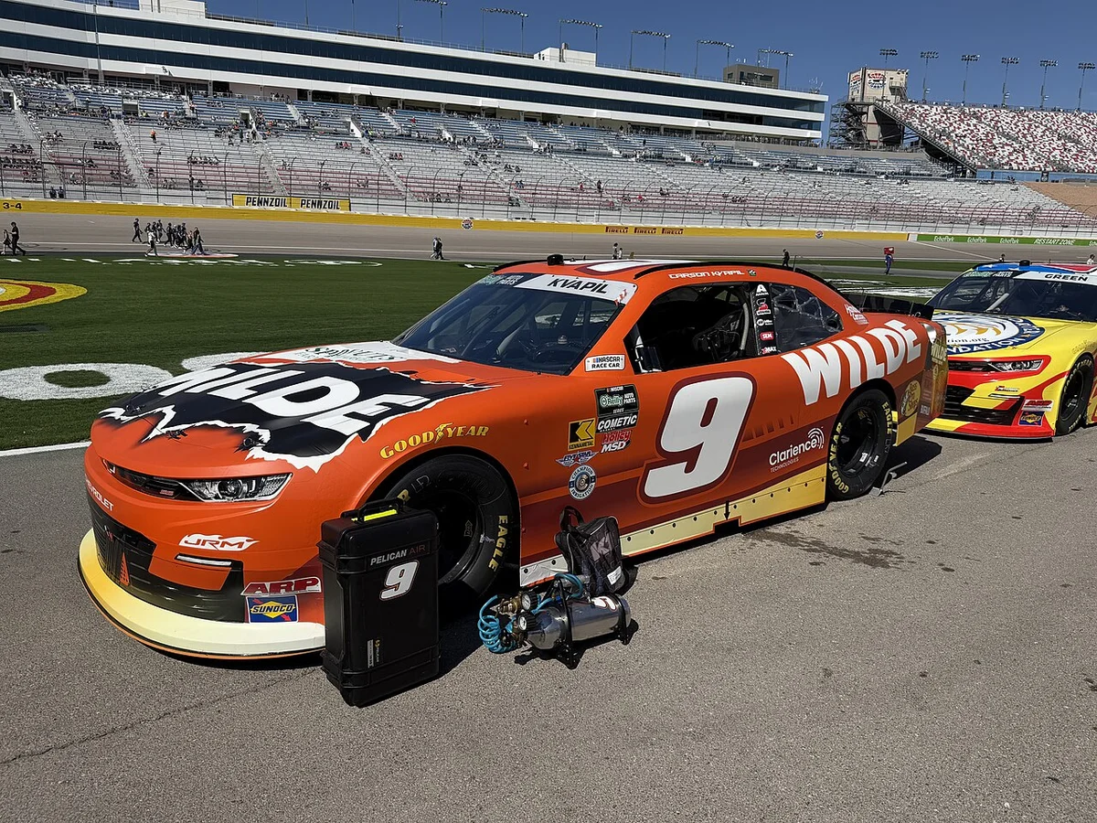 Carson Kvapil falls just short of Corey Day in wild Las Vegas NASCAR thriller