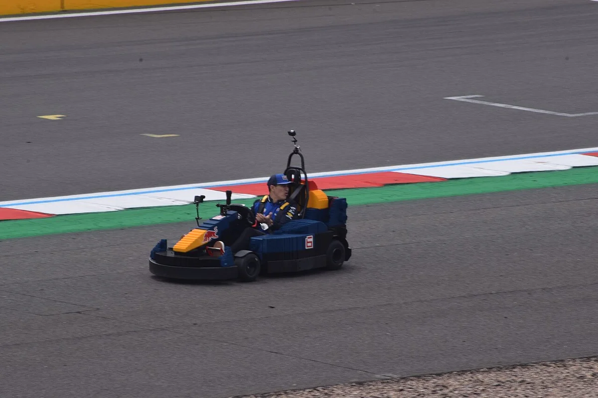 Isack Hadjar craignait une "très longue année" après le premier tour avec le moteur F1 de Red Bull