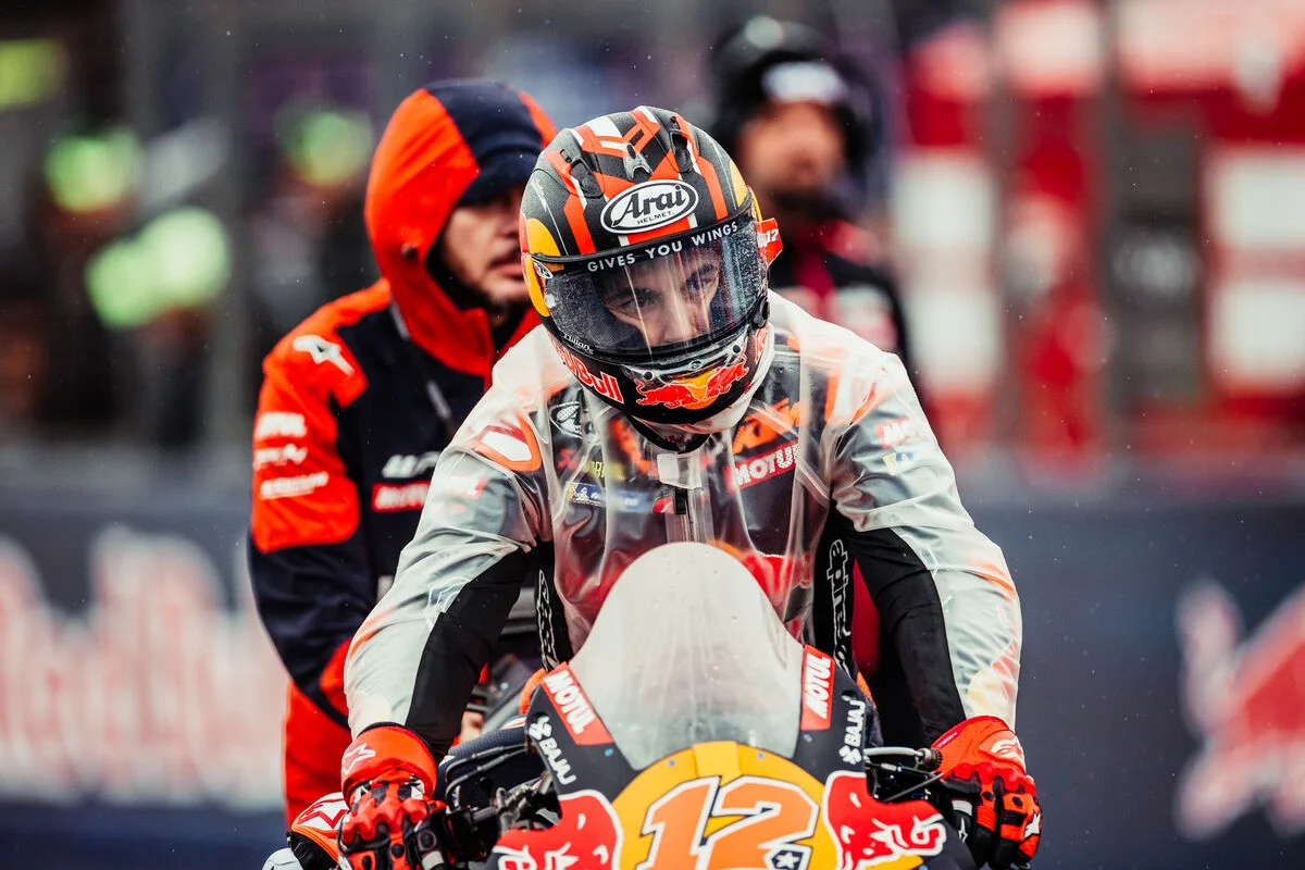 Maverick Vinales bounces back in Malaysian MotoGP practice after pain injections